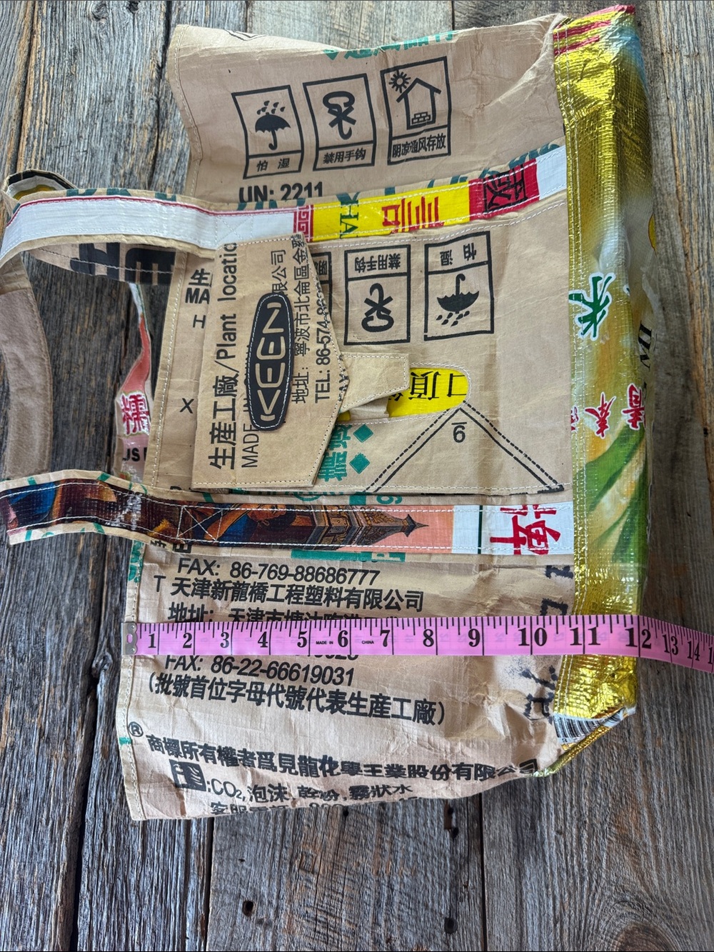 KEEN Eco-Friendly Upcycled Sack Tote - Picture 8 of 9